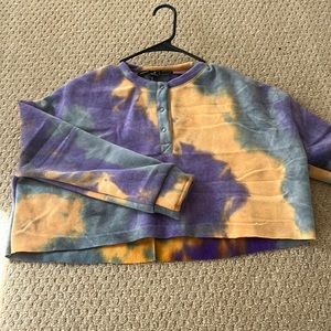 Cropped tie-dye sweatshirt